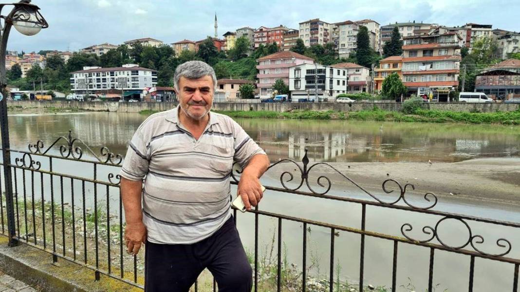 O kentte dere dere gezip haftada 10-13 gram altın topluyor! Resmen bedavadan para kazanıyor 4